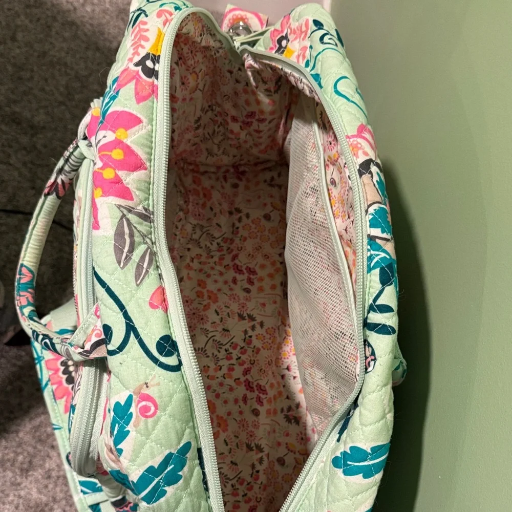 Vera Bradley Quilted Bag - Mint Green and Pink Floral FAST SHIP - Picture 3 of 4